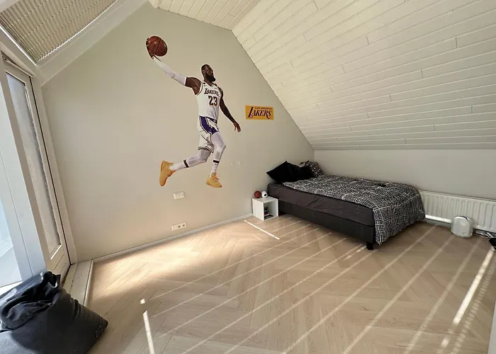 House Is Aflagrandi - West Side Of Reykjavik - Birta Rentals